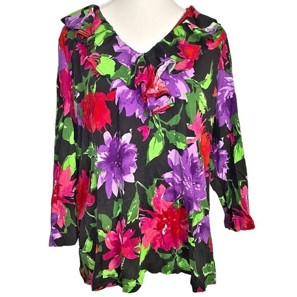 Lauren Ralph Lauren Tops - Lauren Ralph Lauren Black with Purple & Red Floral V-Neck Quarter Sleeve Top